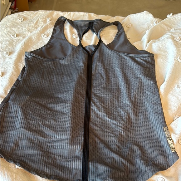 Under Armour Gray Racerback Tank Top - Picture 2 of 3